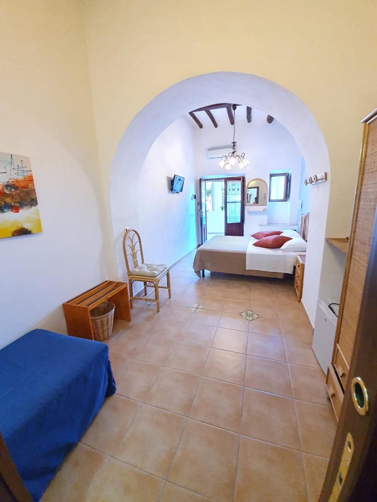 B&B La Goletta Di Salina Санта-Марина-Салина Номер фото
