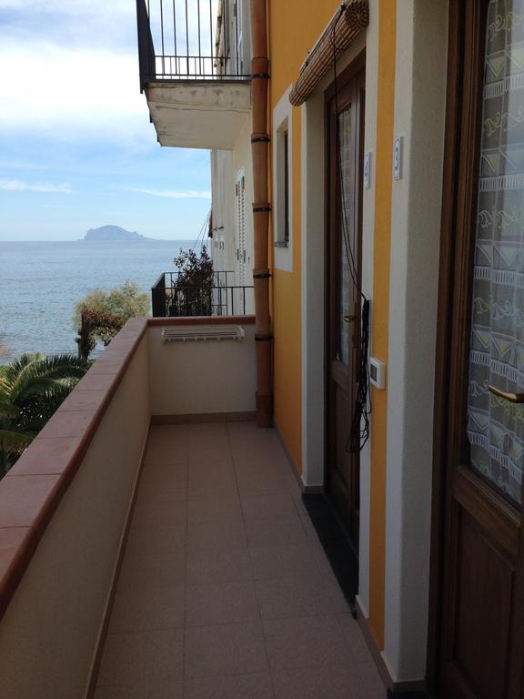 B&B La Goletta Di Salina Санта-Марина-Салина Экстерьер фото